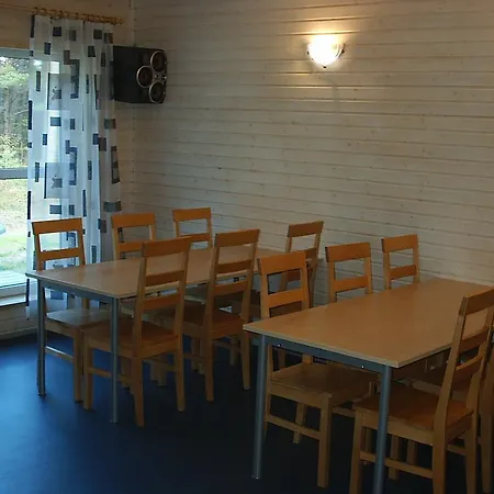 Camping Health And Sports Centre *